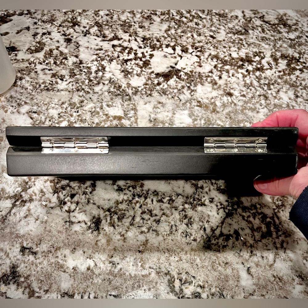 Pampered Chef  BRAND NEW 
Set of Luxury Steak Knives 
in Black Wooden Case - Picture 5 of 16